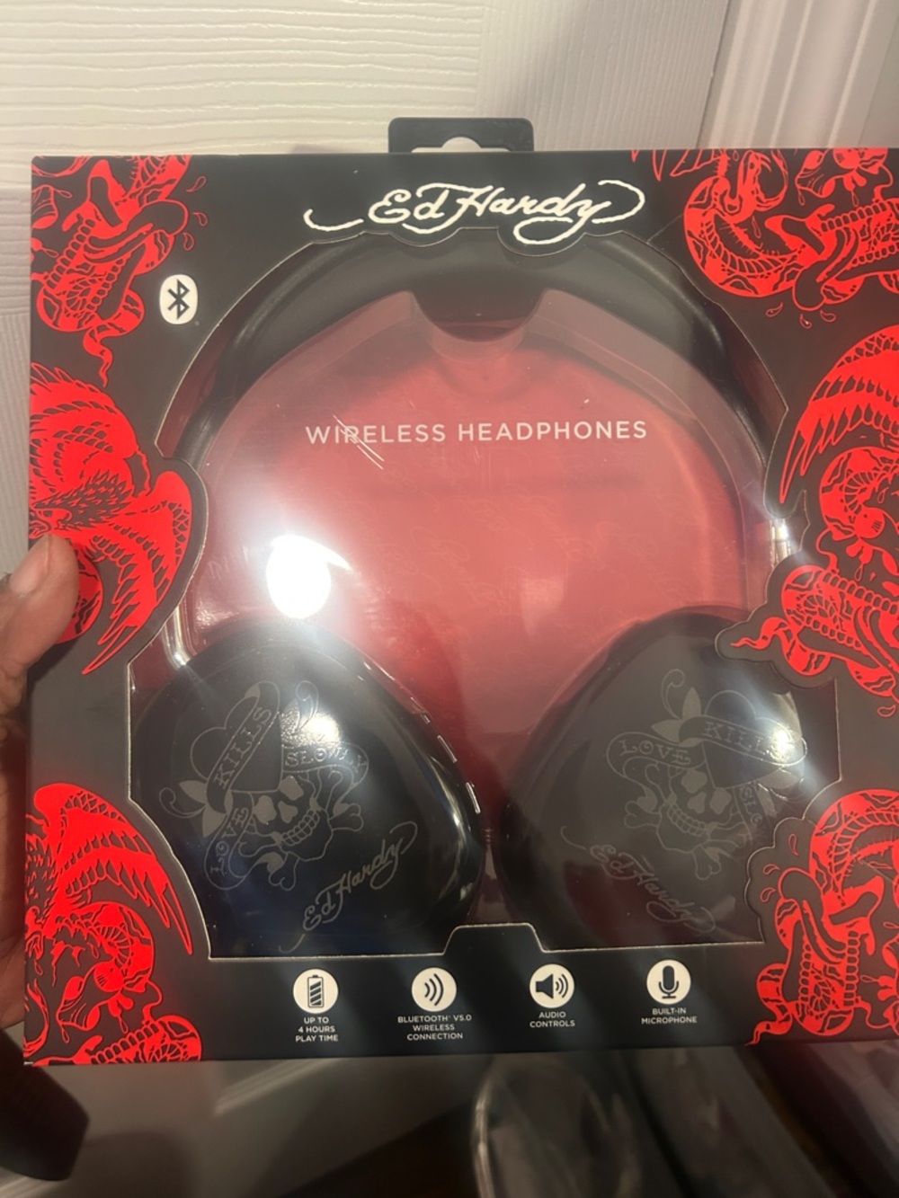 Ed Hardy Wireless Headphones